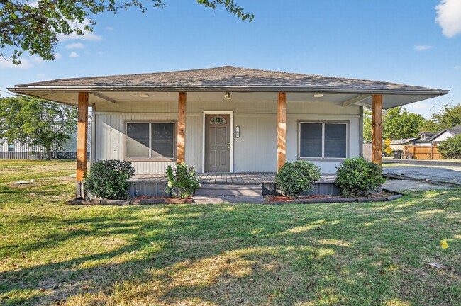 Primary Photo - 5792 Co Rd 546
