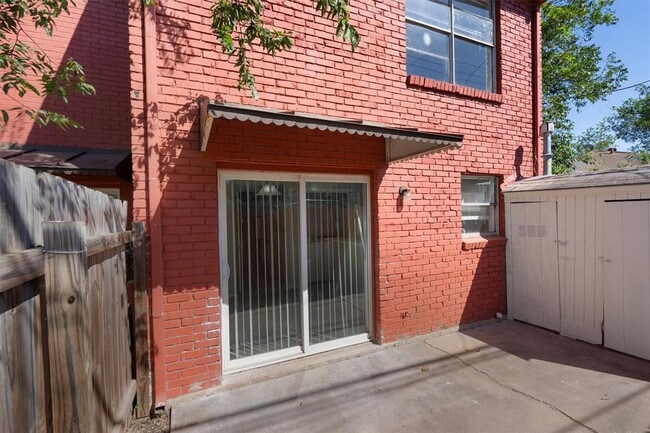 Building Photo - 5800 Belmoor Dr