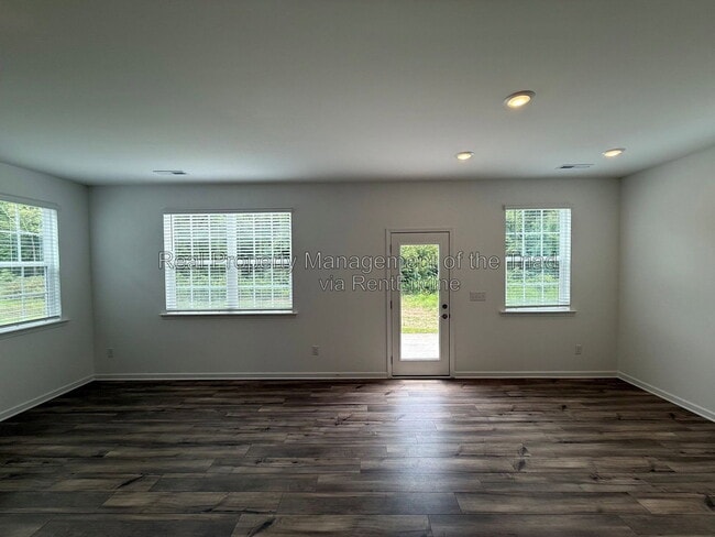 Building Photo - 5236 Amaryllis Wy