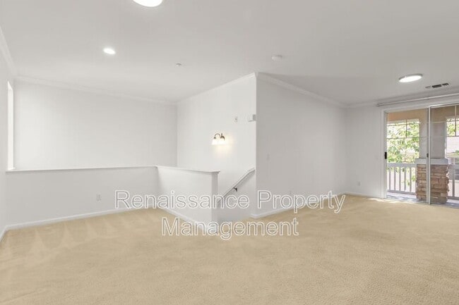 Building Photo - 4182 Glenwood Terrace