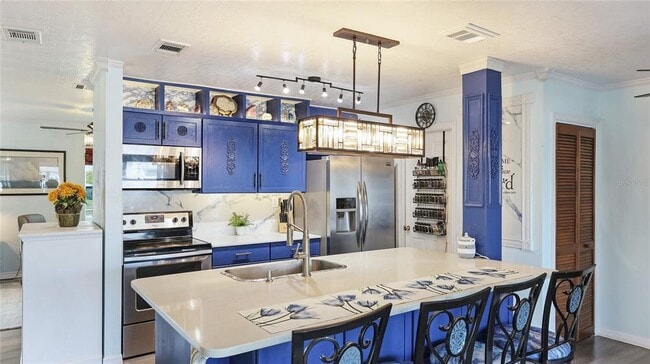 Building Photo - 13492 Dibella Ave