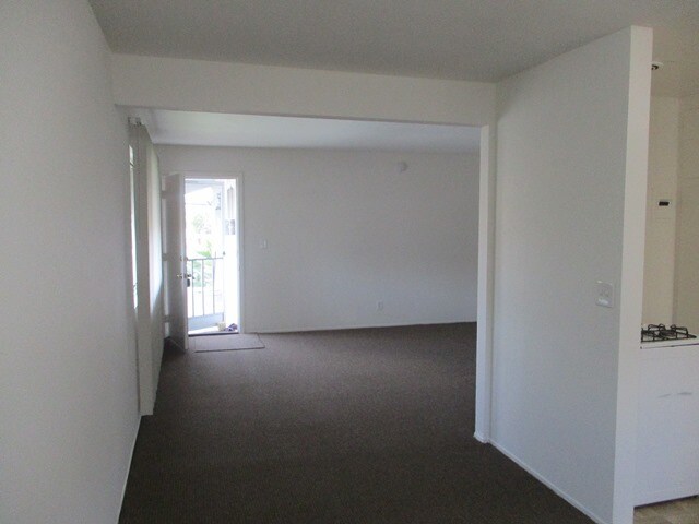 Building Photo - 10060 Laurel Ave