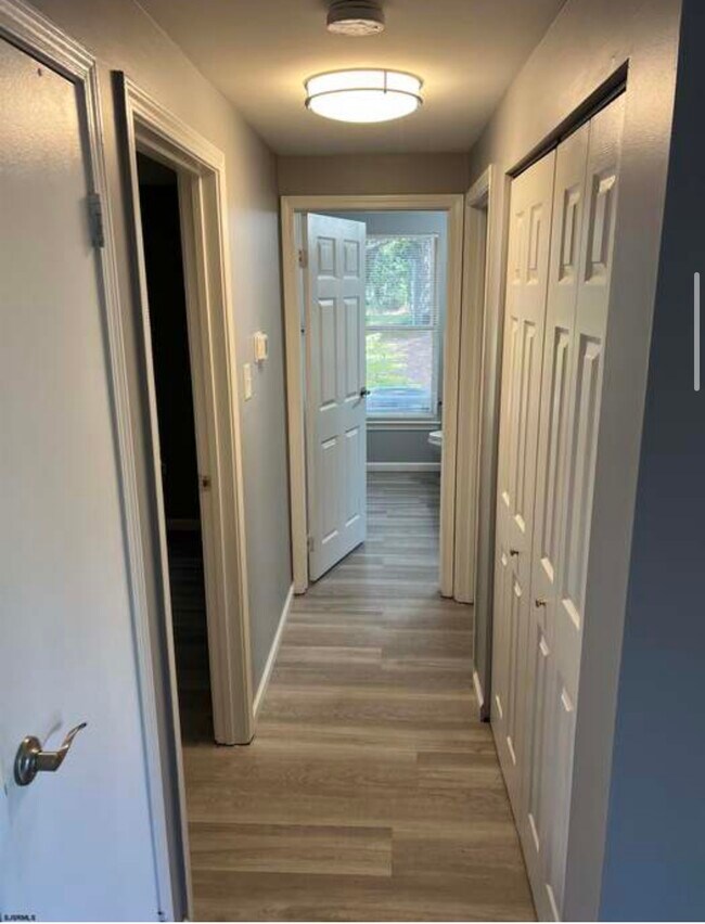 Building Photo - 98 Pheasant Meadow Dr