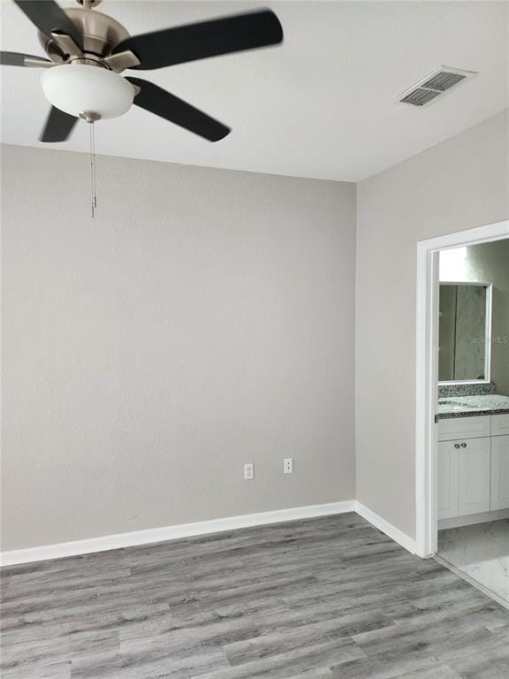 Building Photo - 9401 Crescent Loop Cir