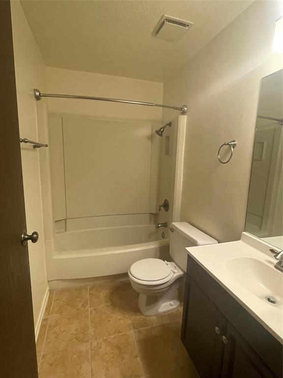 Building Photo - 16502 Lonesome Quail Dr