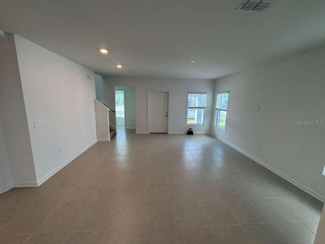 Building Photo - 6004 Zen Wy