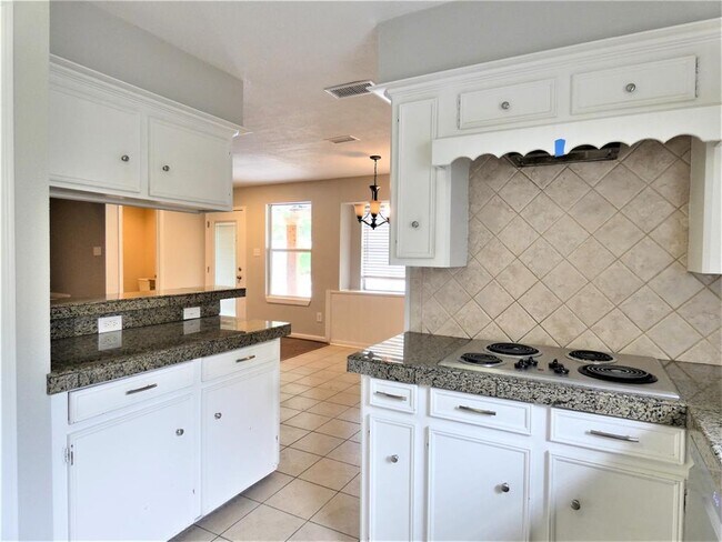 Building Photo - 7511 Renmark Ln