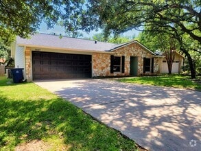 Building Photo - 3 Bed, 2 Bath Single-Level Gem with Firepl...