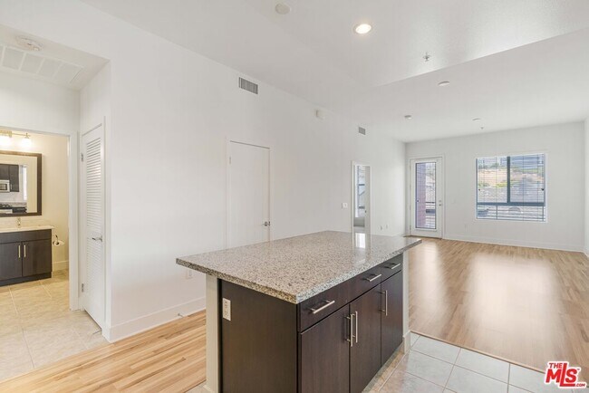Building Photo - 12920 W Runway Rd