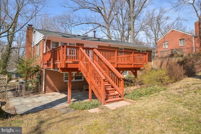 Building Photo - 3035 Hazelton St