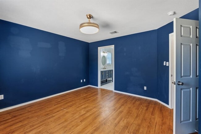 Building Photo - 4400 Belfield Ln