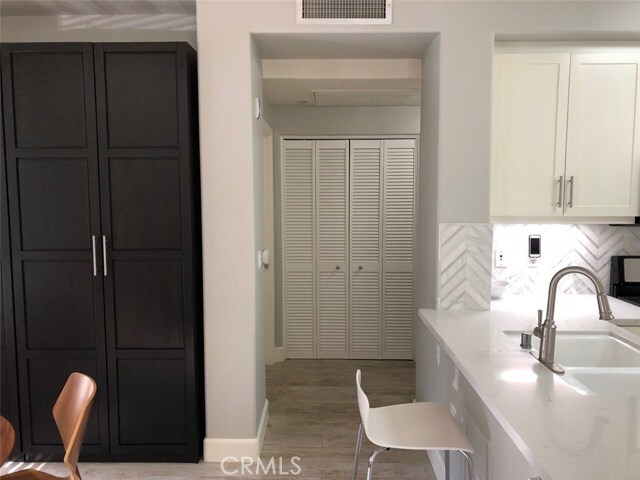 Building Photo - 13044 Pacific Promenade