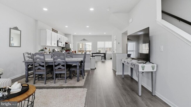 Building Photo - 110 Edelweiss Wy