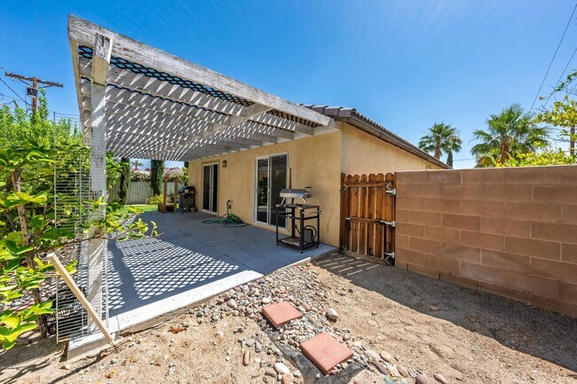 Building Photo - 51735 Avenida Obregon