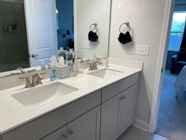 Building Photo - 3 Bedroom 2 Bath Home in Carolina Shores, ...