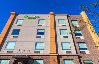 Building Photo - Furnished Studio-Chandler