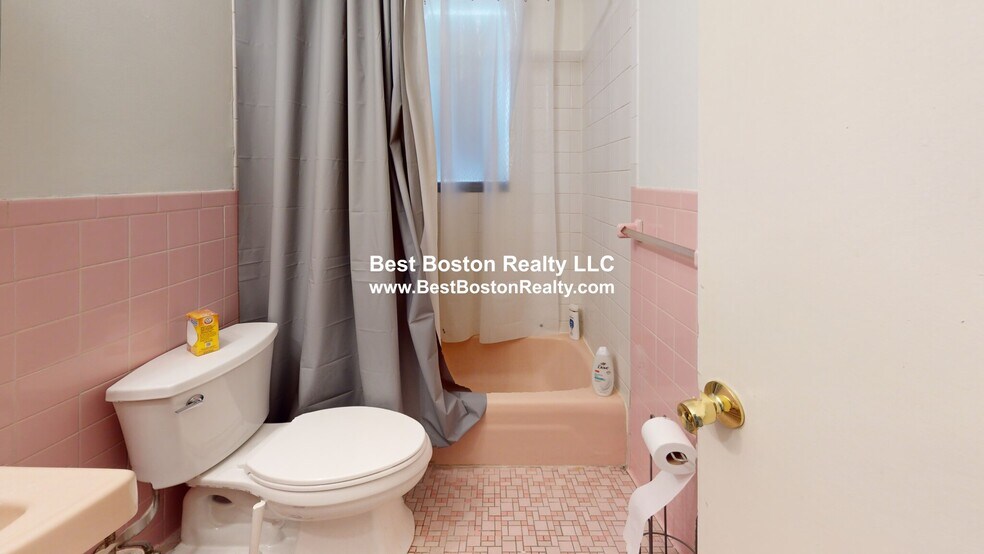 Building Photo - 11 Cogswell Ave