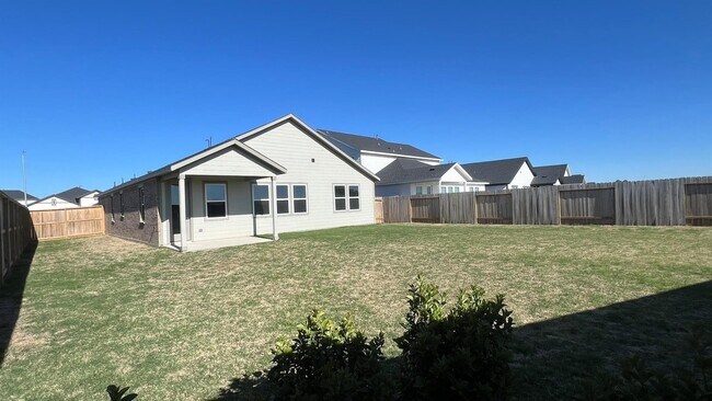 Building Photo - 21835 Redwood Blf Trl