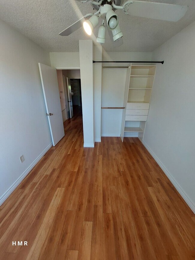 Building Photo - 3 bedrooms 3 baths in San Dimas Glenwood T...
