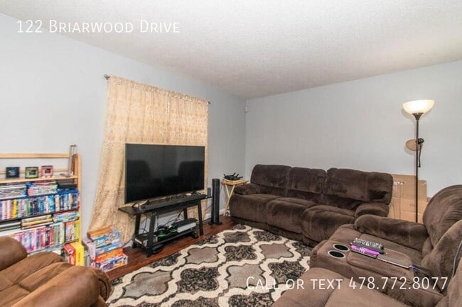 Building Photo - 122 Briarwood Dr