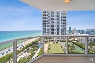 Building Photo - 6423 Collins Ave