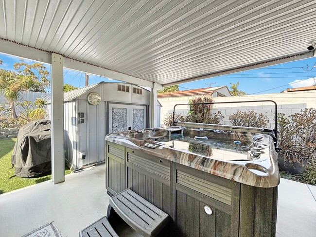 Building Photo - Beautiful 3BD/2BA House in Clairemont W/ W...