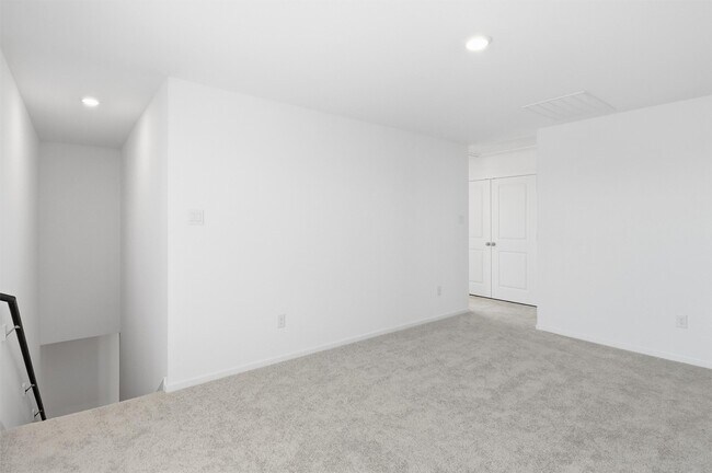 Building Photo - 26914 Dalmatian Bellflower Dr