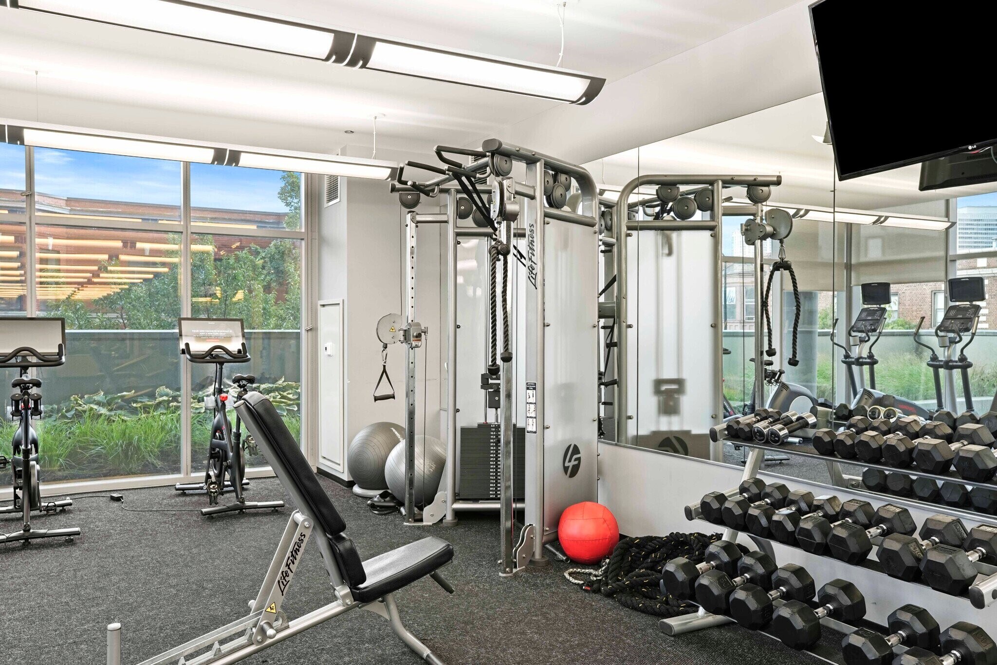 Building Photo - 3798 N Halsted St