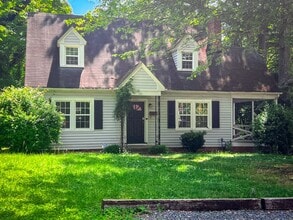 Building Photo - Spacious & Stylish 3-Bedroom Near Wake For...