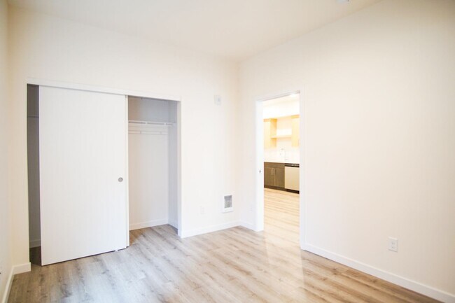 Building Photo - John's Landing: Modern + Spacious 2Bdr Ready Soon!