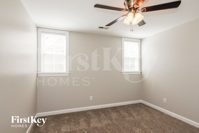 Building Photo - 6105 Creft Cir