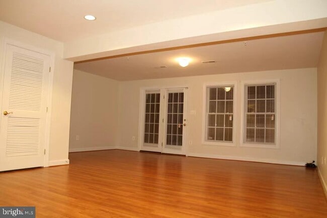 Building Photo - 12423 Falconbridge Dr