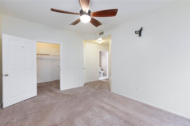 Building Photo - 5225 W Reno Ave