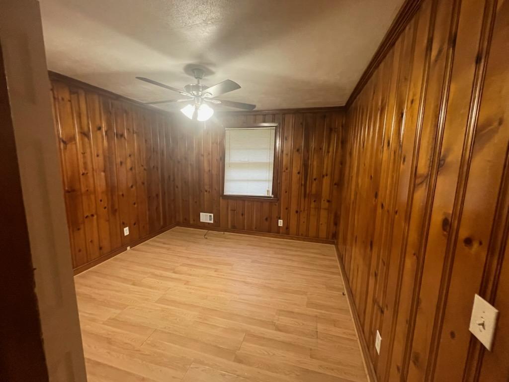 Building Photo - 3224 Bronx Rd