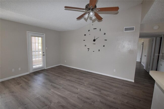 Building Photo - 5533 Chrishire Way