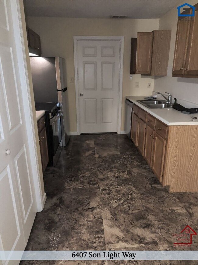 Building Photo - 6407 Son Light Way