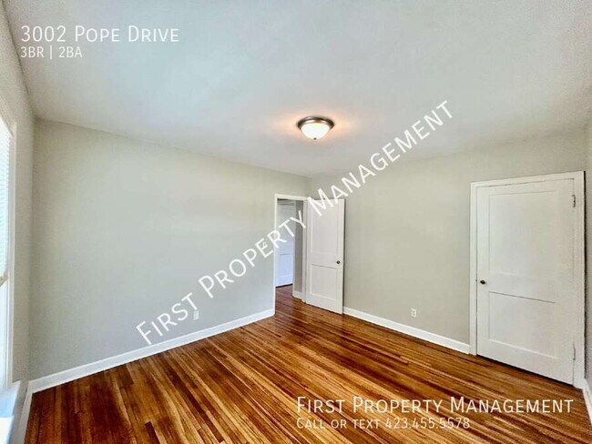 Building Photo - 3002 Pope Dr