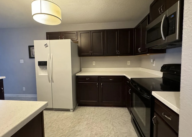 Building Photo - 9334 Ingleton