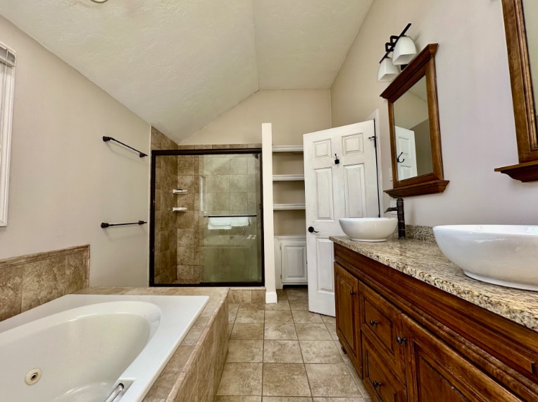 Building Photo - 29 Draper Cir