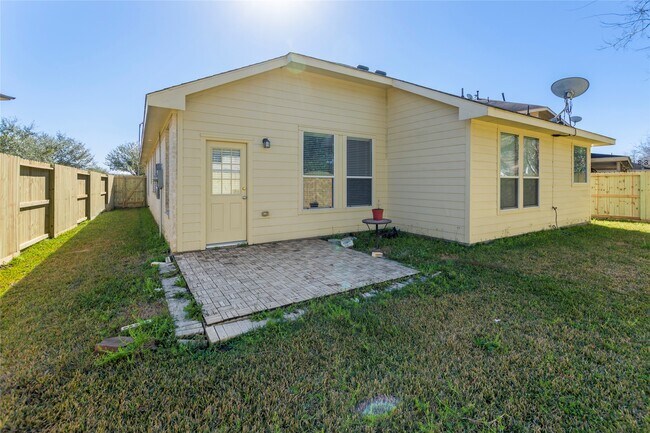 Building Photo - 11723 Cypress Creek Forest Dr