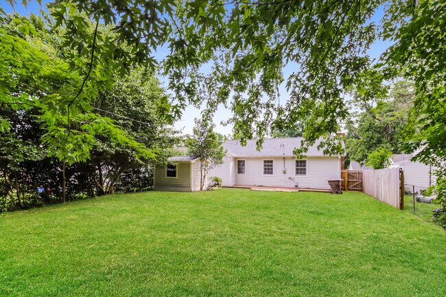 Building Photo - 4316 Cornell Ave