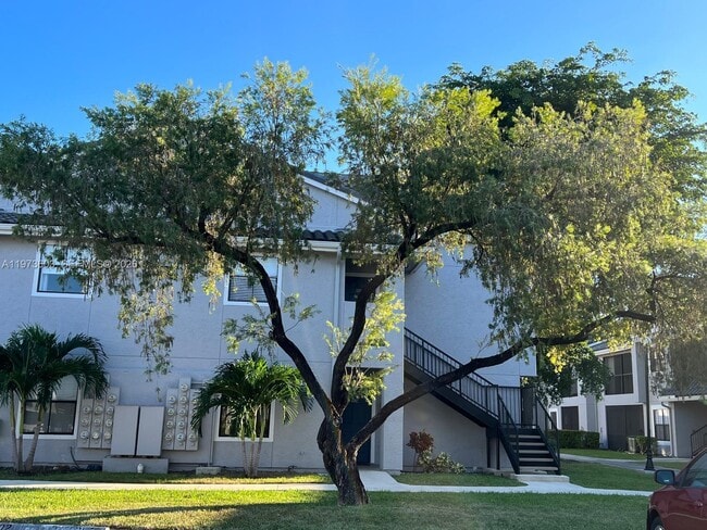 Building Photo - 15067 SW 103rd Terrace