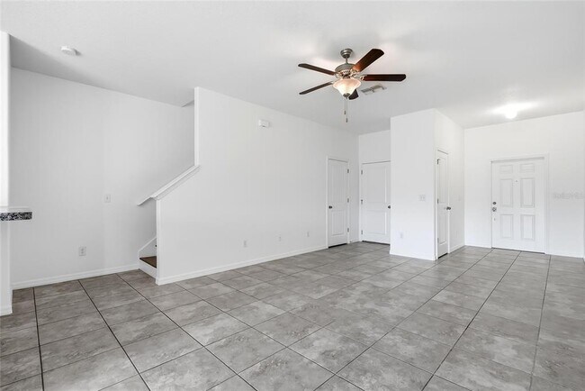 Building Photo - 12942 Utopia Gdns Wy