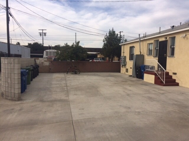 Building Photo - 1318-1322 W Anaheim St