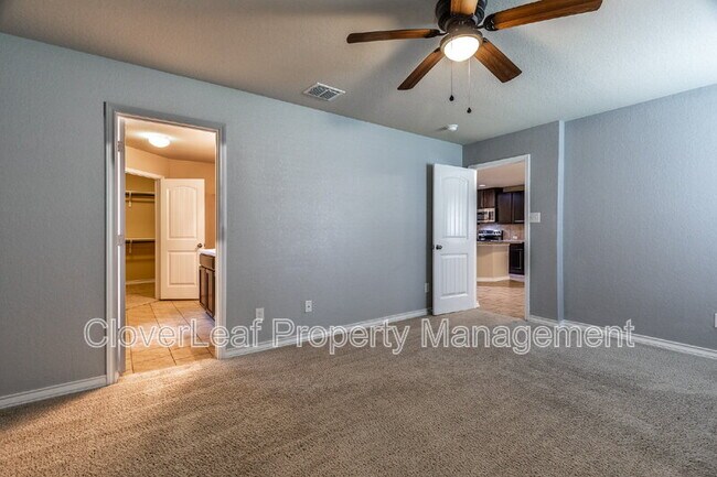 Building Photo - 1507 Mourning Dove