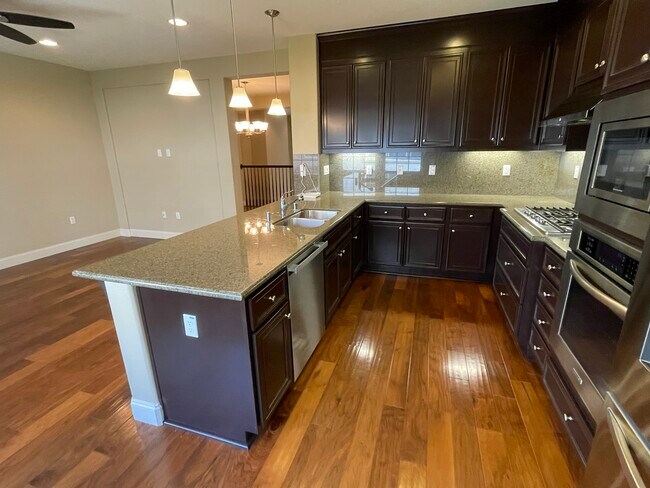 Building Photo - 3610 Capoterra Way