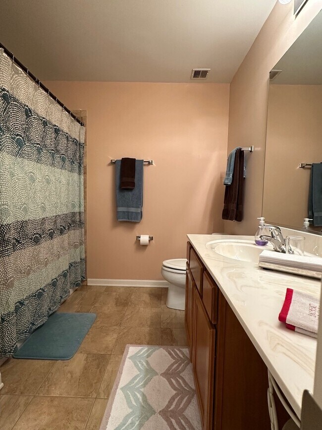 Building Photo - 6420 Double Eagle Dr