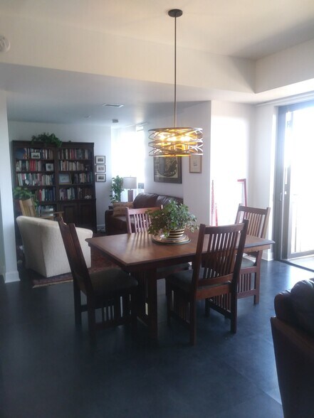 Dining - 1650 Fillmore St