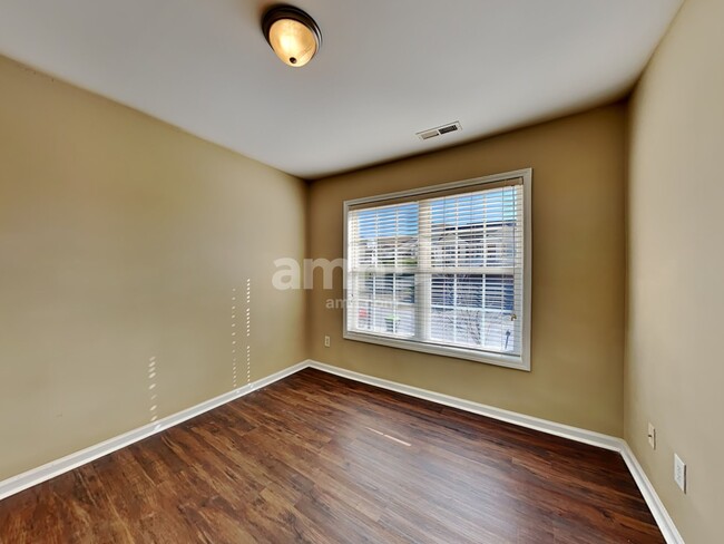 Building Photo - 1232 Sweetgrass St