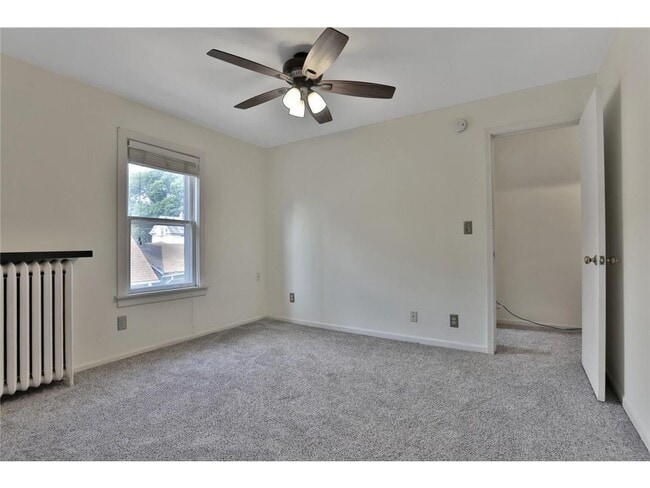 Building Photo - 2122 Temple Ct